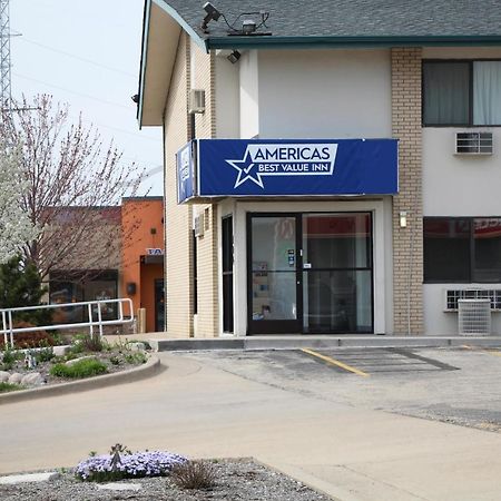Americas Best Value Inn East Peoria Buitenkant foto