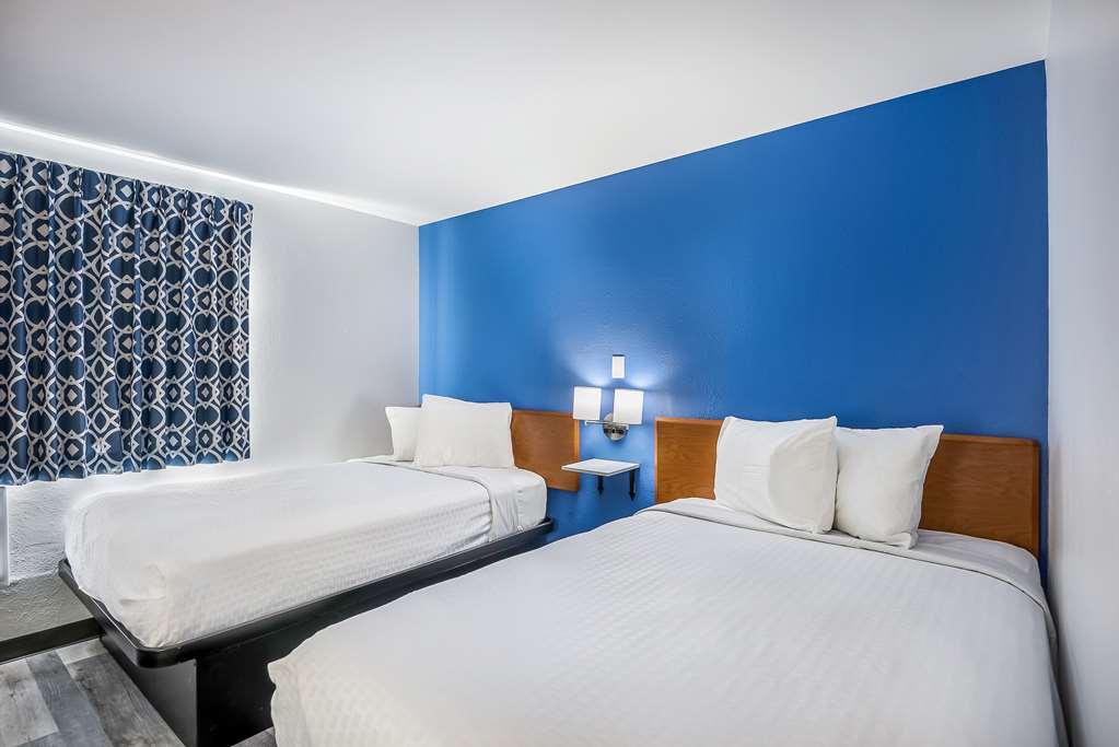 Americas Best Value Inn East Peoria Kamer foto
