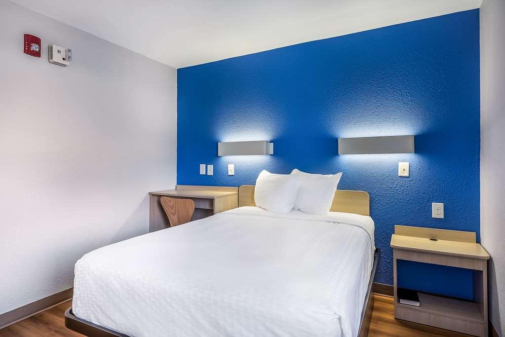 Americas Best Value Inn East Peoria Kamer foto
