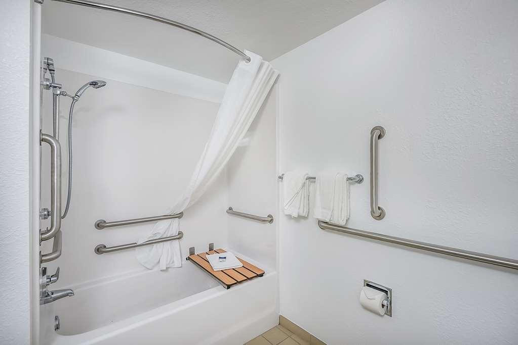 Americas Best Value Inn East Peoria Kamer foto
